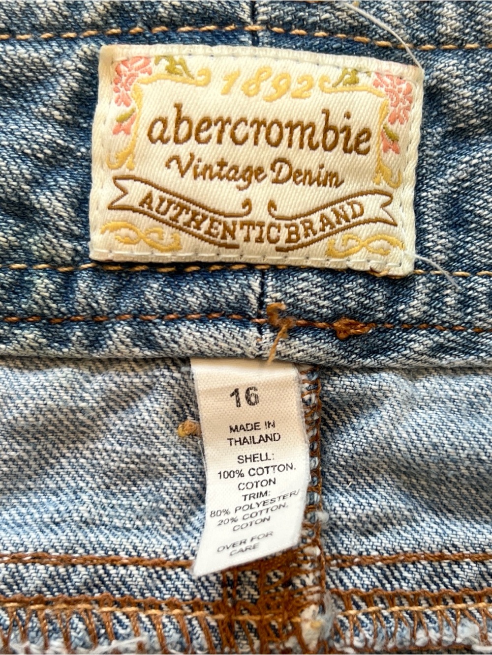 Abercrombie & Fitch Vintage Y2K Blue Denim Mini Skirt with White Eyelet Ruffle - Picture 2 of 6